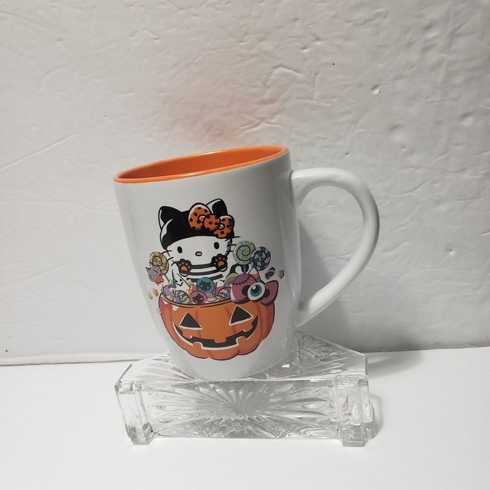 2024 HELLO KITTY By Sanrio  **Halloween** Pumpkin/Candy Large Coffee Mug